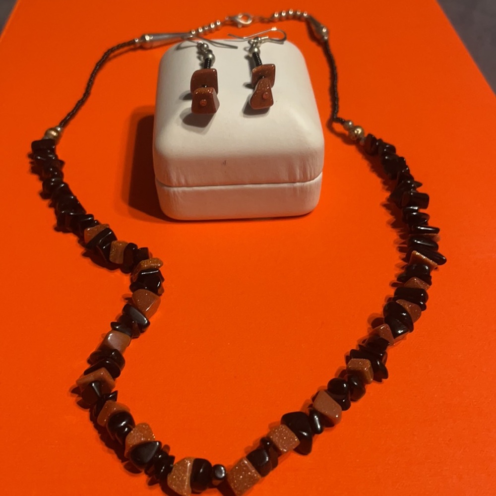 SEE VIDEO! Beautiful beaded necklace  New Mexico from indigenous ladies NM